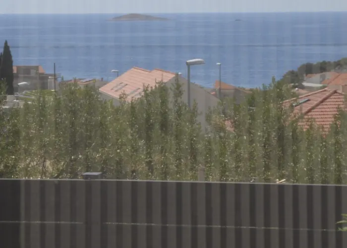 Appartement Barry Primošten